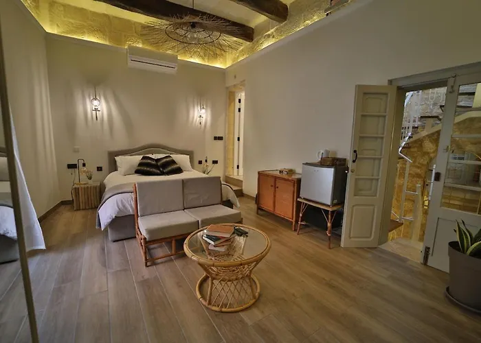 Bell & Beam - A Timeless Gozitan In Holiday home *