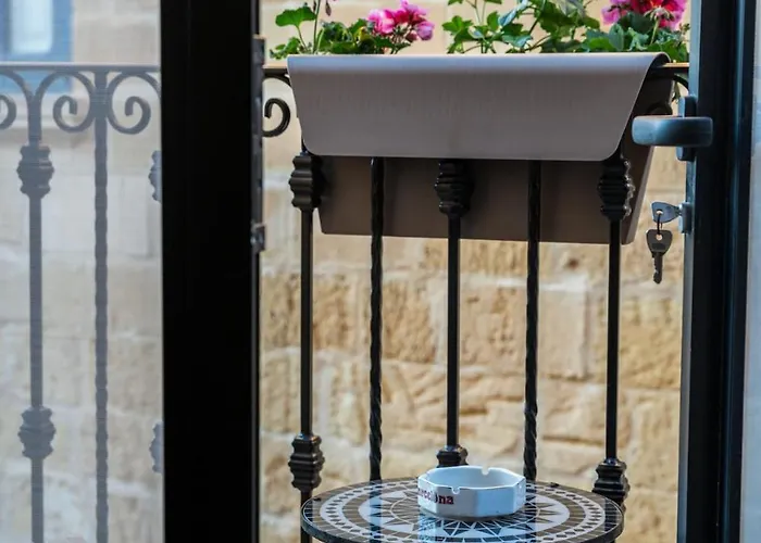 Bell & Beam - A Timeless Gozitan In Holiday home *