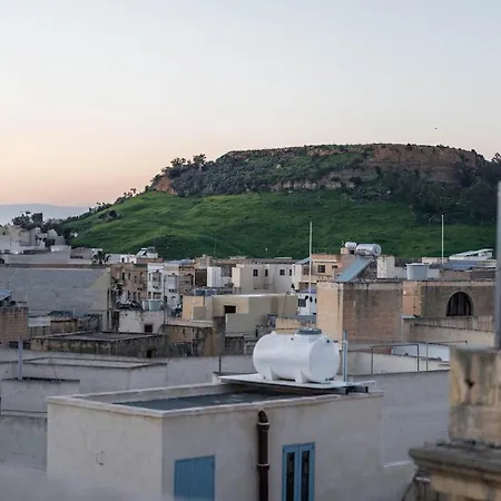 Nyaraló Bell & Beam - A Timeless Gozitan In *