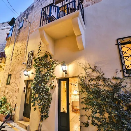 Nyaraló Bell & Beam - A Timeless Gozitan In Victoria