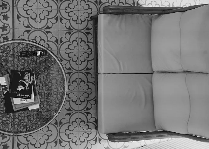 別荘 Bell & Beam - A Timeless Gozitan In